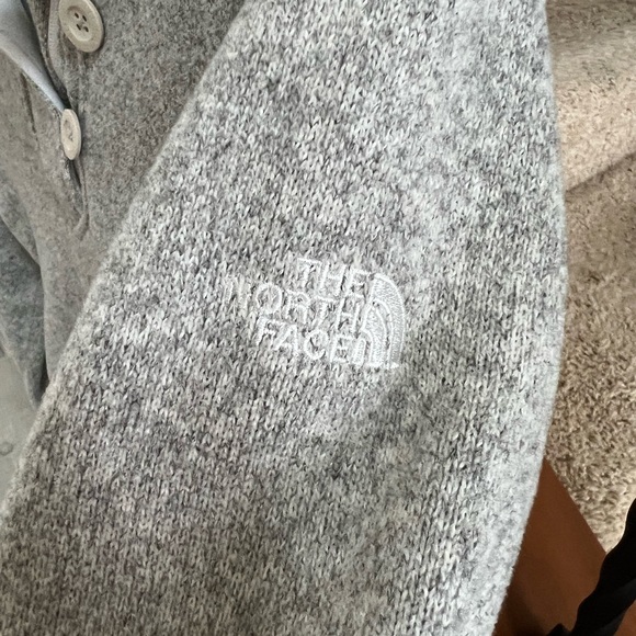 Super warm Northface gray hoodie sweater jacket XS - Picture 4 of 5